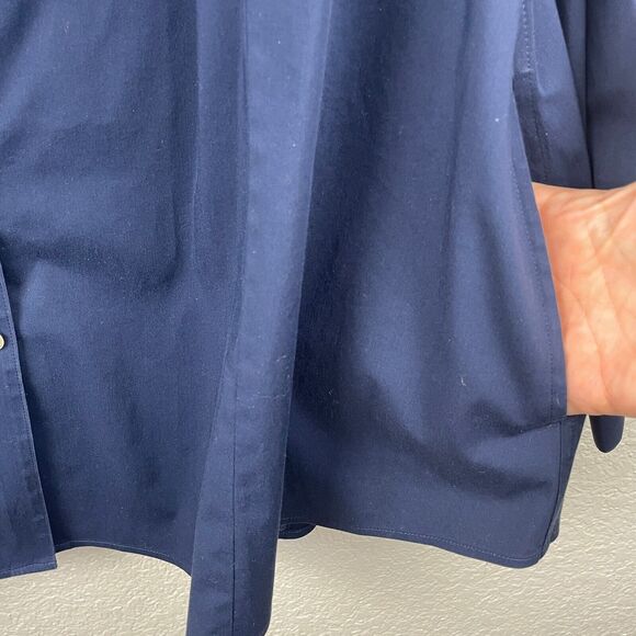 Foxcroft Tunic Top Shirt Blouse Size 24W Blue Non Iron Stretch Pockets Button Up - Picture 4 of 9